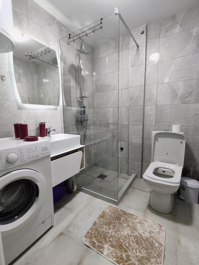 Msm-2 Apartment พริสตีนา ภายนอก รูปภาพ